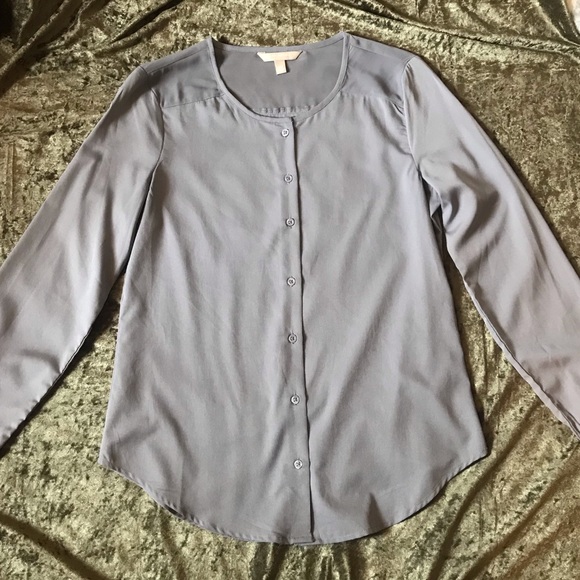 Banana Republic Tops - Banana Republic long-sleeved blouse